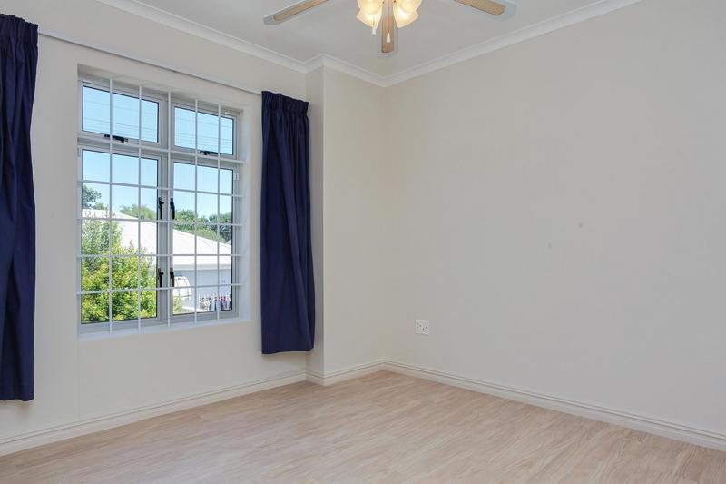 To Let 3 Bedroom Property for Rent in Claremont Western Cape